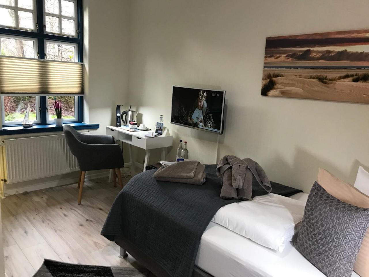 Friesenhof Nieblum - Hotel Garni Екстериор снимка
