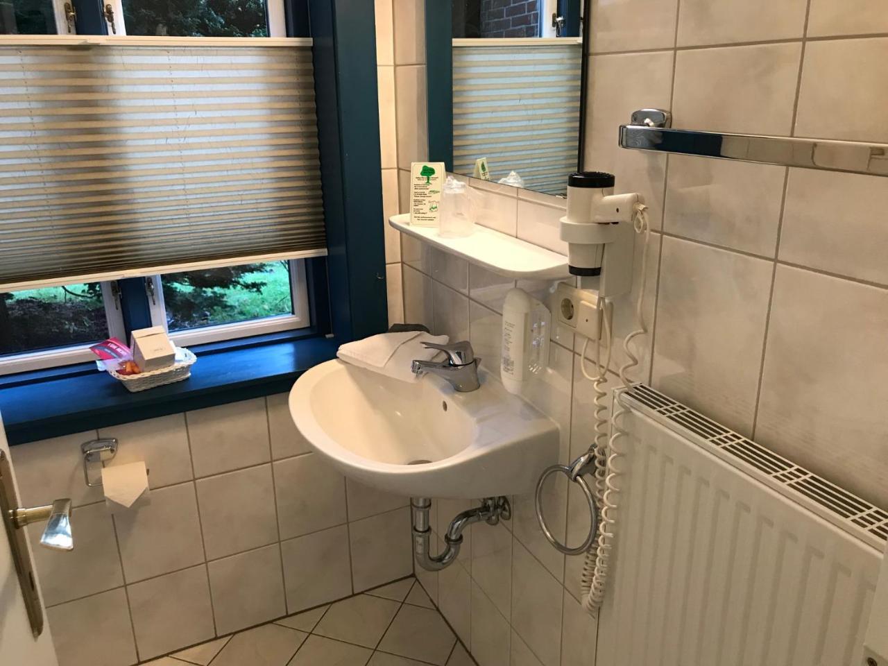 Friesenhof Nieblum - Hotel Garni Екстериор снимка