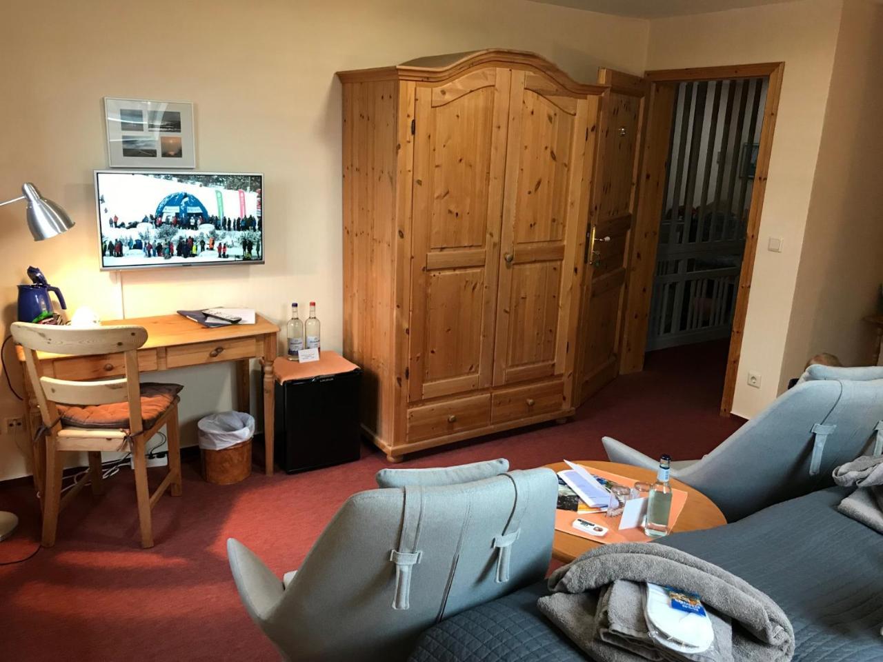 Friesenhof Nieblum - Hotel Garni Екстериор снимка